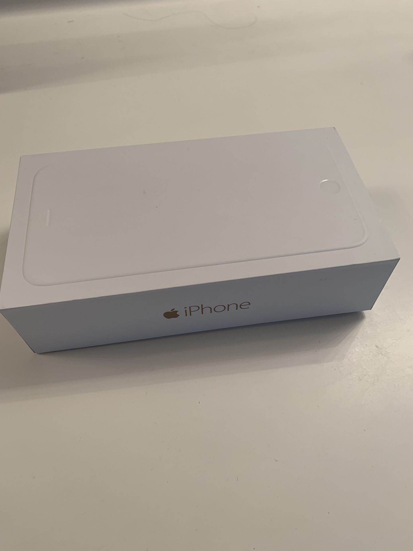 iPhone 6 Plus box