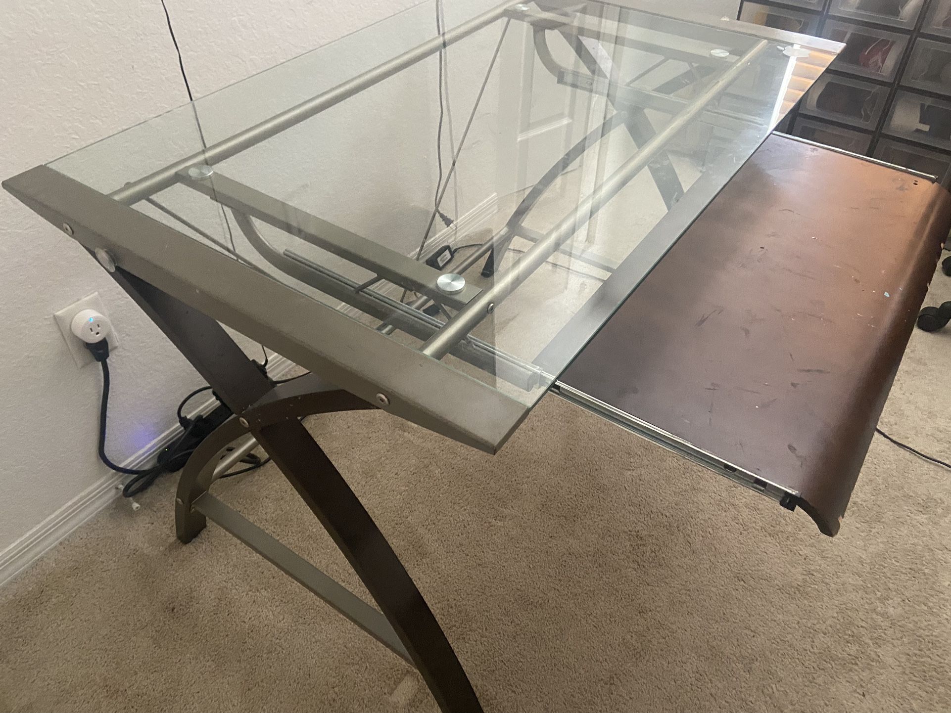 Computer Desktop With Glass