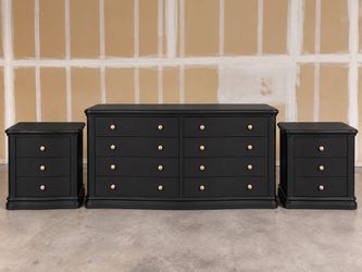 Beautiful All Wood Heavy Dresser Set
