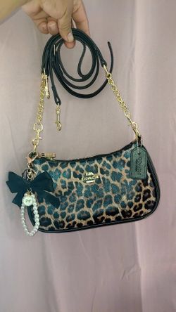 Bonito bolso color leopardo 🐆 con doble correa