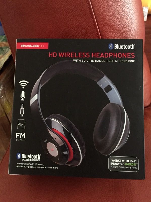 SoundLogic HD Wireless Headphones