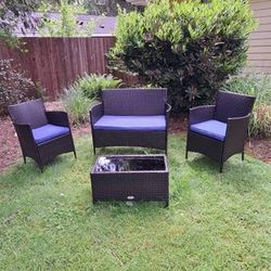 4-Piece Patio Rattan lounge Set Delivery Available 