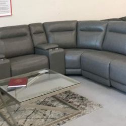 Brand New 💥  Continuing Discount/  Gray Recliner Sectional Couch 