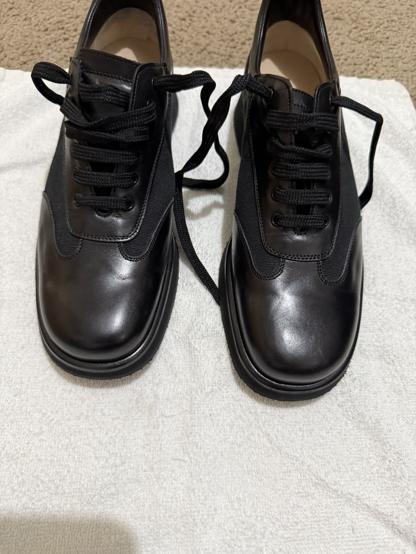 Salvatore Ferragamo Size 7 1/5 B