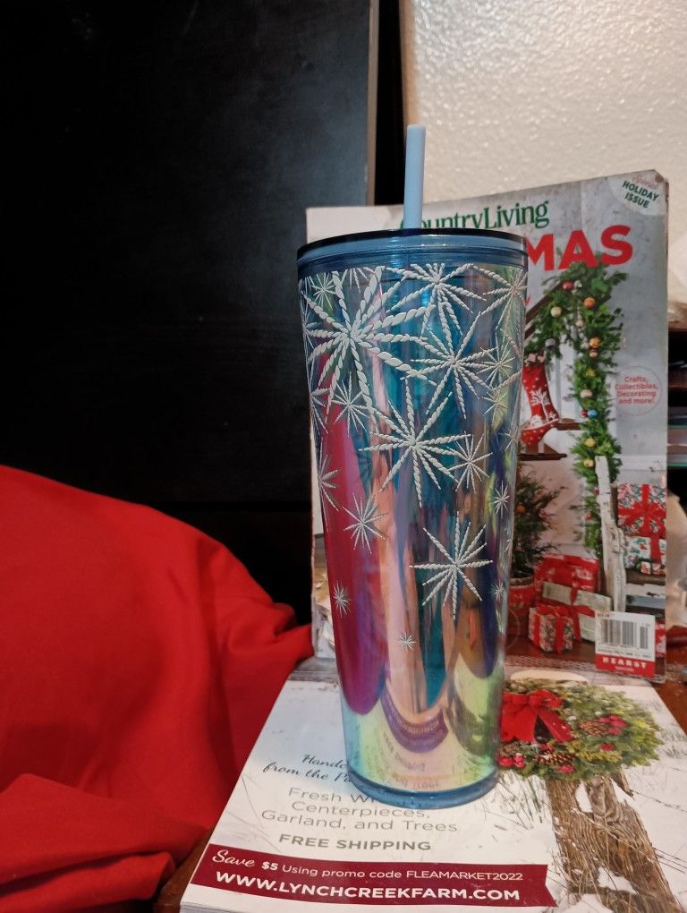 Starbucks Cup Christmas Addition