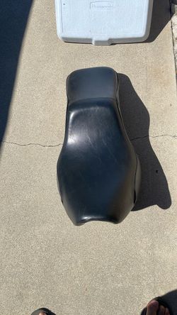 MOTORCYCLE SEAT