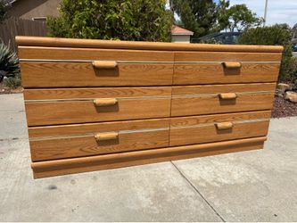 6 Drawer Modern Dresser Chest of Drawers Furniture Good Condition