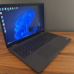 Dell Latitude 3550 Laptop 15.6" FHD i3-1315U 256GB NVME SSD 8GB Ram Windows 11 Pro New Battery
