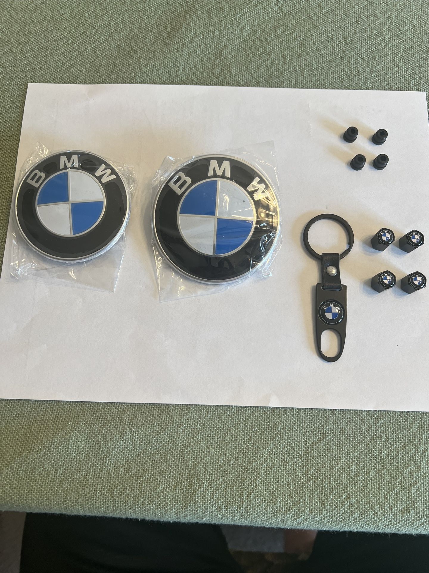 BMW-Emblem Kit-Keychain and Tire Valve Caps-not OEM