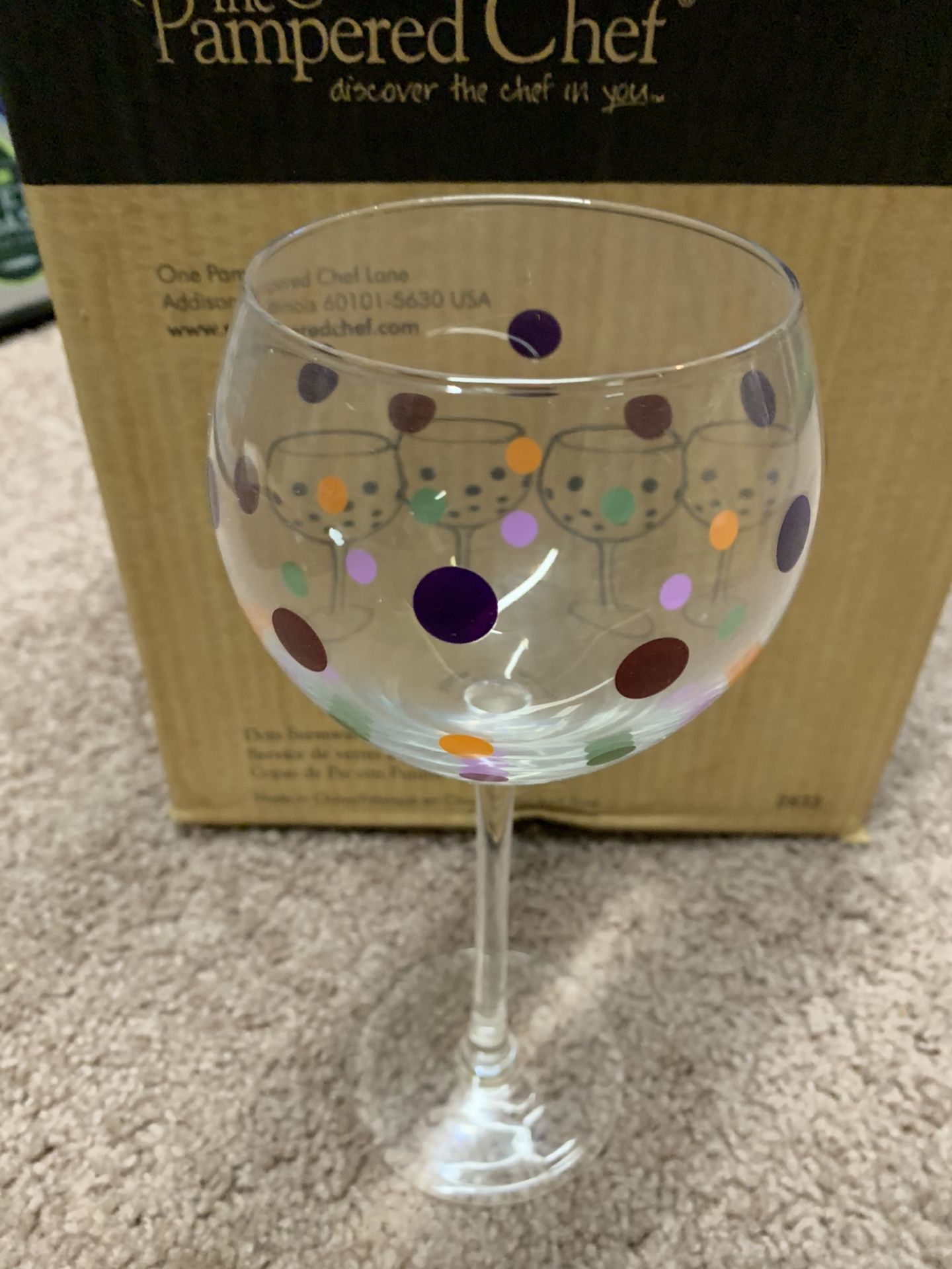 Pampered Chef Dots wine glasses (set of 4)