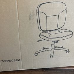 Basics Desk Chair / Black