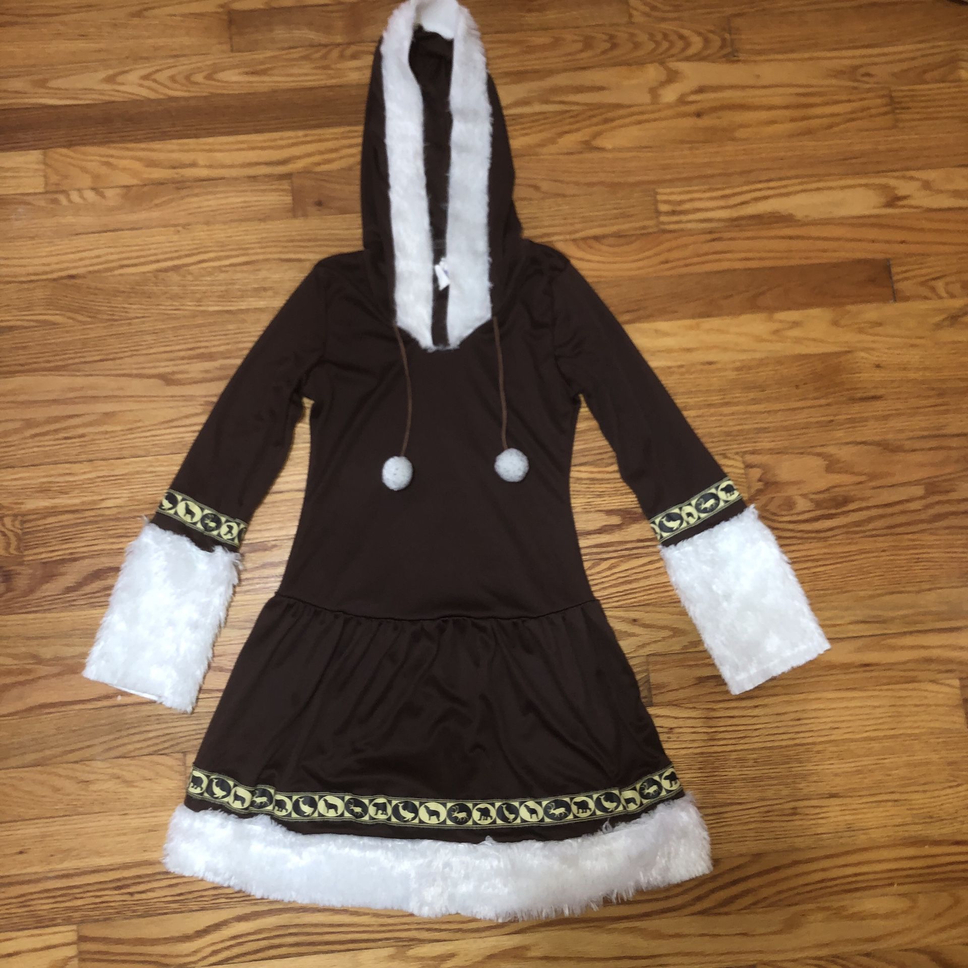 Juniors size 3-5 Eskimo costume dress