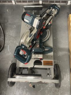 Miter Saw with Rolling Stand
