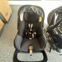 Infant Car Seats - Keyfit 30 And Keyfit 35