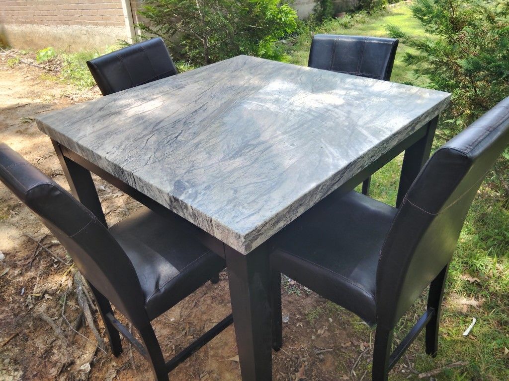 Remix Furniture 