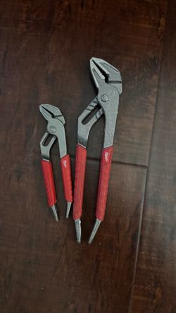 pliers