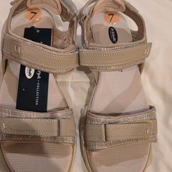 Dr. Scholl's  COOL FIT Memory foam.