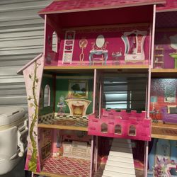 Giant Dollhouse Wooden 