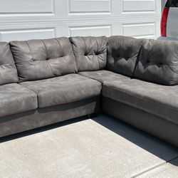 Beautiful Sectional Couch!😍