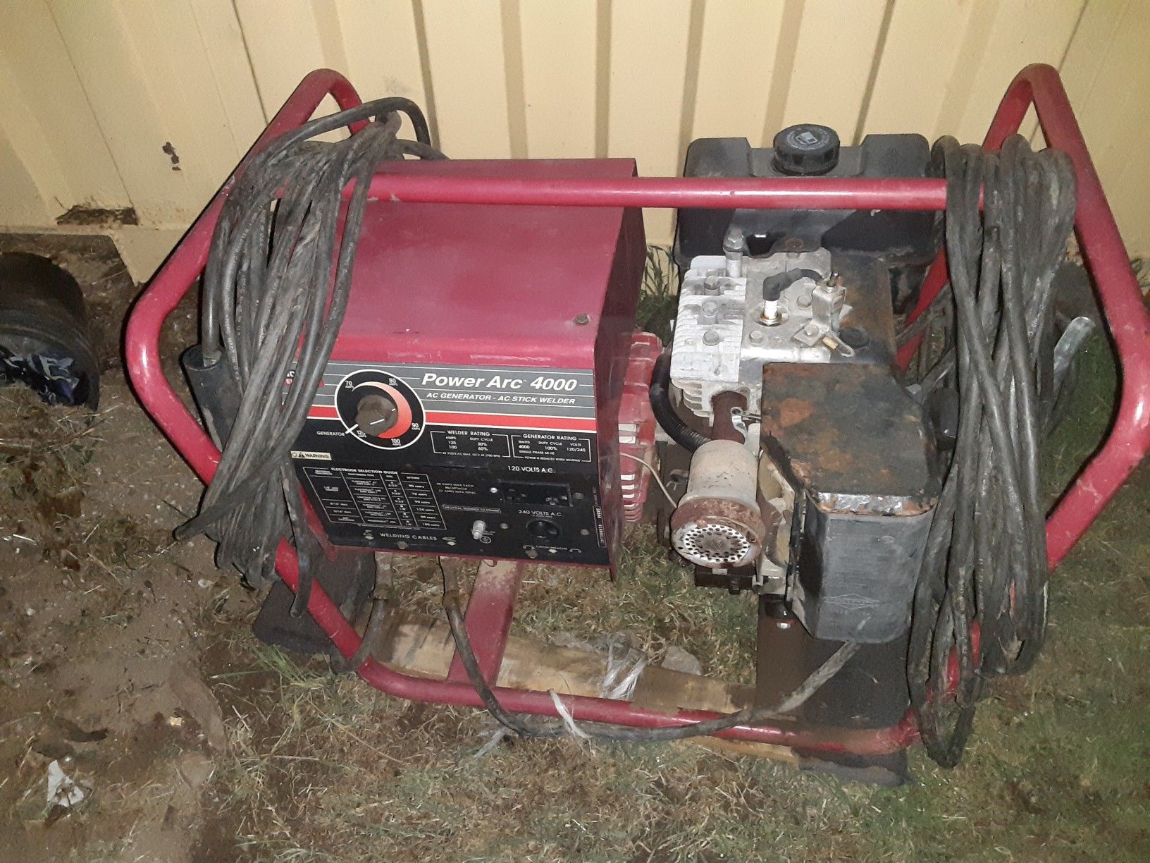 Lincoln Electric power Arc 4000 welder AC generator stick welder for Sale in Bakersfield, CA