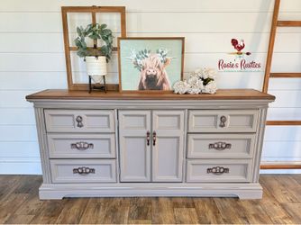 Dresser - media cabinet - buffet