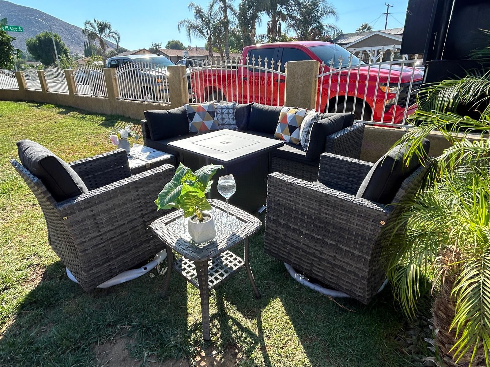 Brand New Patio Outdoor Furniture Set With Fire Pit 