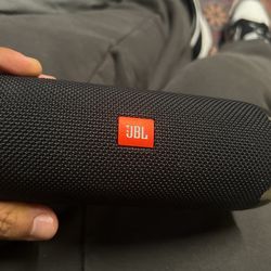 JBL Flip 5