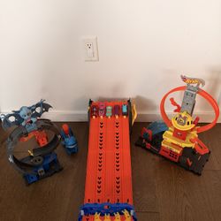 Hot wheels Sets x4