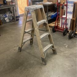 Aluminum Ladder