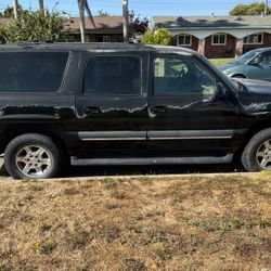 Chevy Suburban 2002 