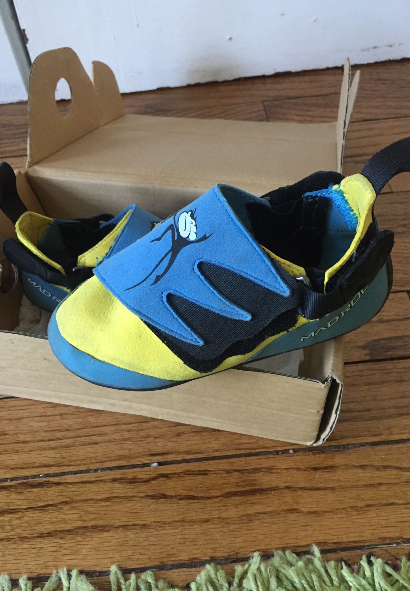 Mad Rock kids rock climbing shoes for Sale in Tacoma WA OfferUp