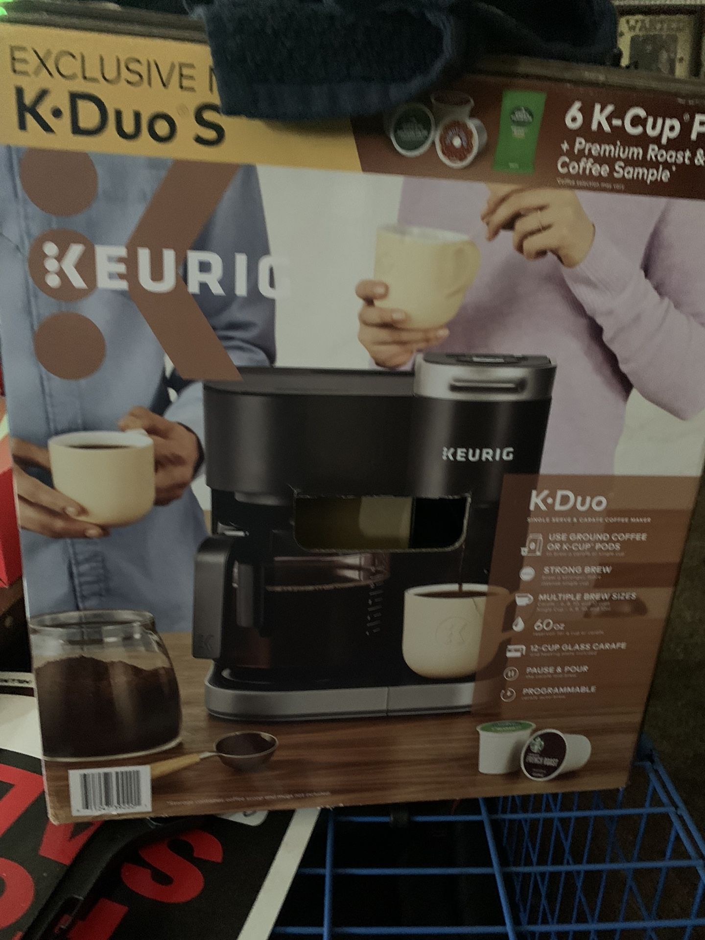 Keurig K-DUO S. K Cup And Coffee Maker . New Never Used . 12 Cup Brew . And Single K Cup Pod Coffee Maker