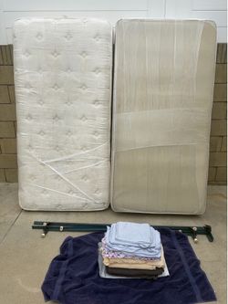 Twin bed set