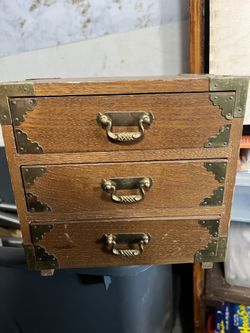 Small Jewelry Drawer 