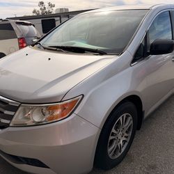 2012 Honda odyssey