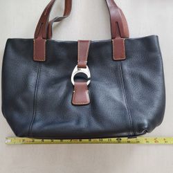 Dooney & Bourke Black Purse