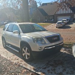 2011 GMC Acadia