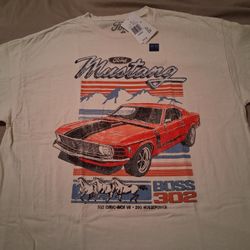 NEW FORD MUSTANG BOSS 302 LARGE TEE SHIRT