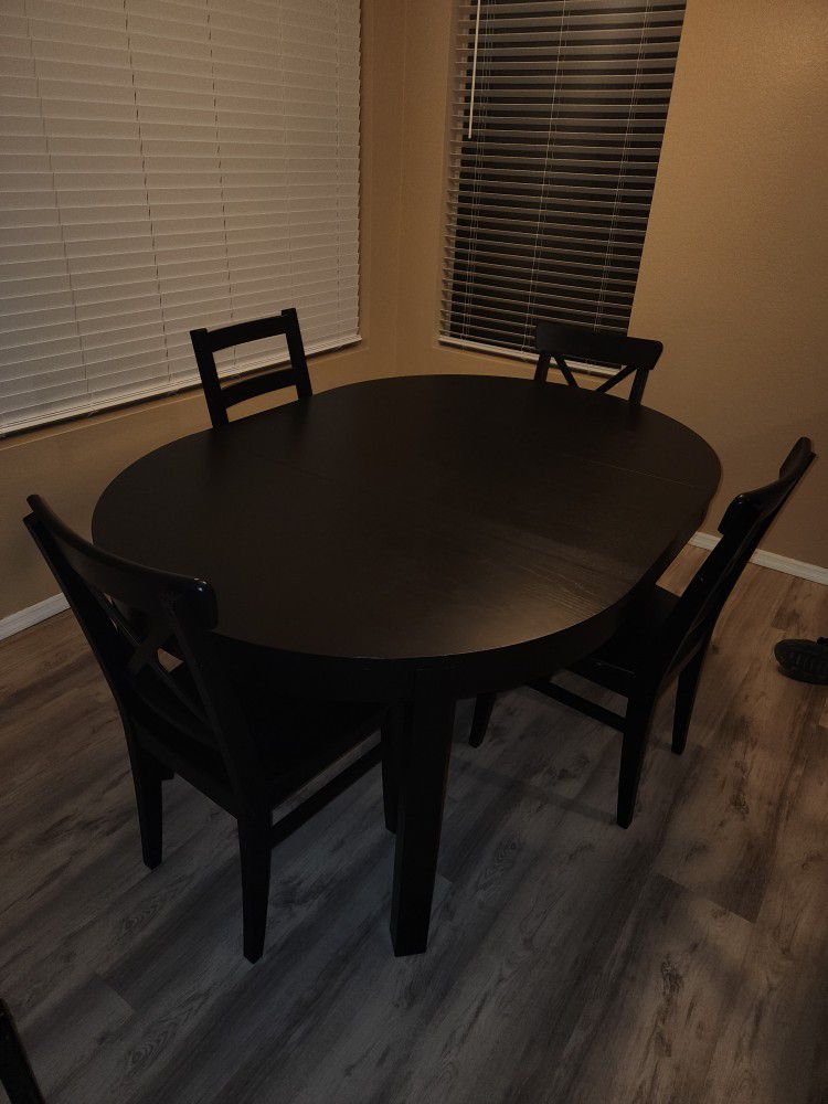 5 Ft Kitchen Table To 3ft (If You Take Out Leaf)