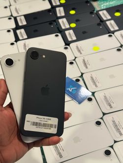 WTS  IPhone 16E-128GB  Unlocked  100% battery + Apple warranty 8-9months 100pc