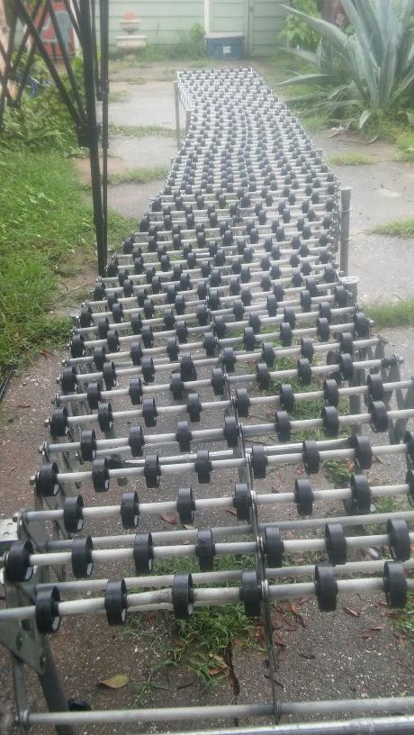 New Nexa flex conveyor belt for handling material and packages truck loading and unloading