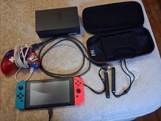 Nintendo Switch Console Bundle w/ TV Dock, Mario Controller & Case – Works Great!