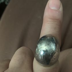 Beautiful 925 Sterling Silver Ring Sz 7