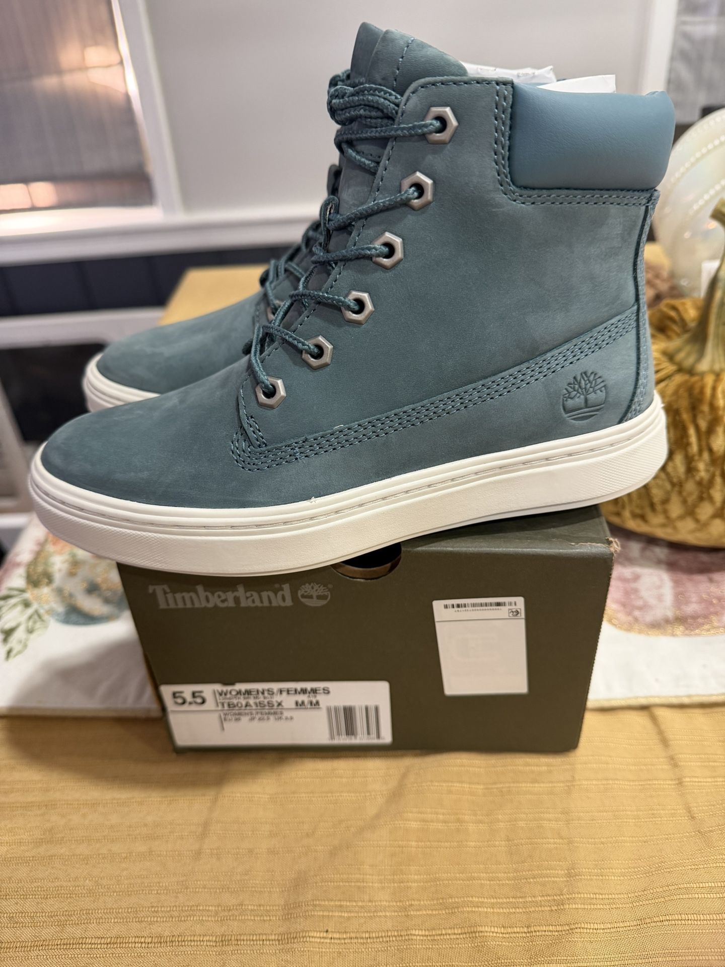 NEW Girls Timberland Boots Sz 5.5 And 6 Available