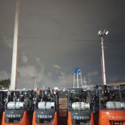 FORKLIFT TOYOTA CAT YALE 