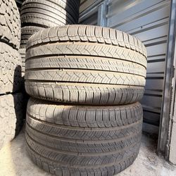 295/40/20 Michelin Latitude Tour HP 70%+ Tread (2)
