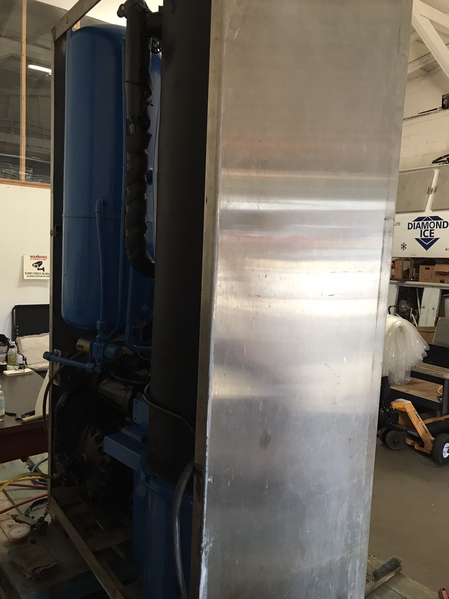 Ice Maker Machine Vogt Mod 4000 for Sale in Gainesville, GA OfferUp