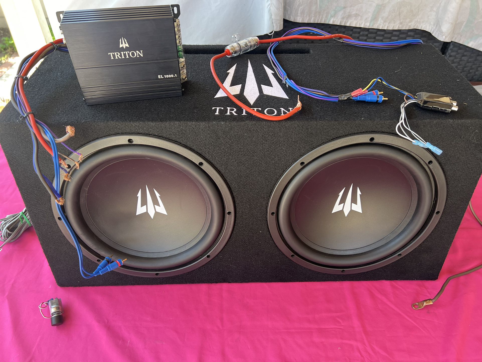 Subwoofer and Amp 