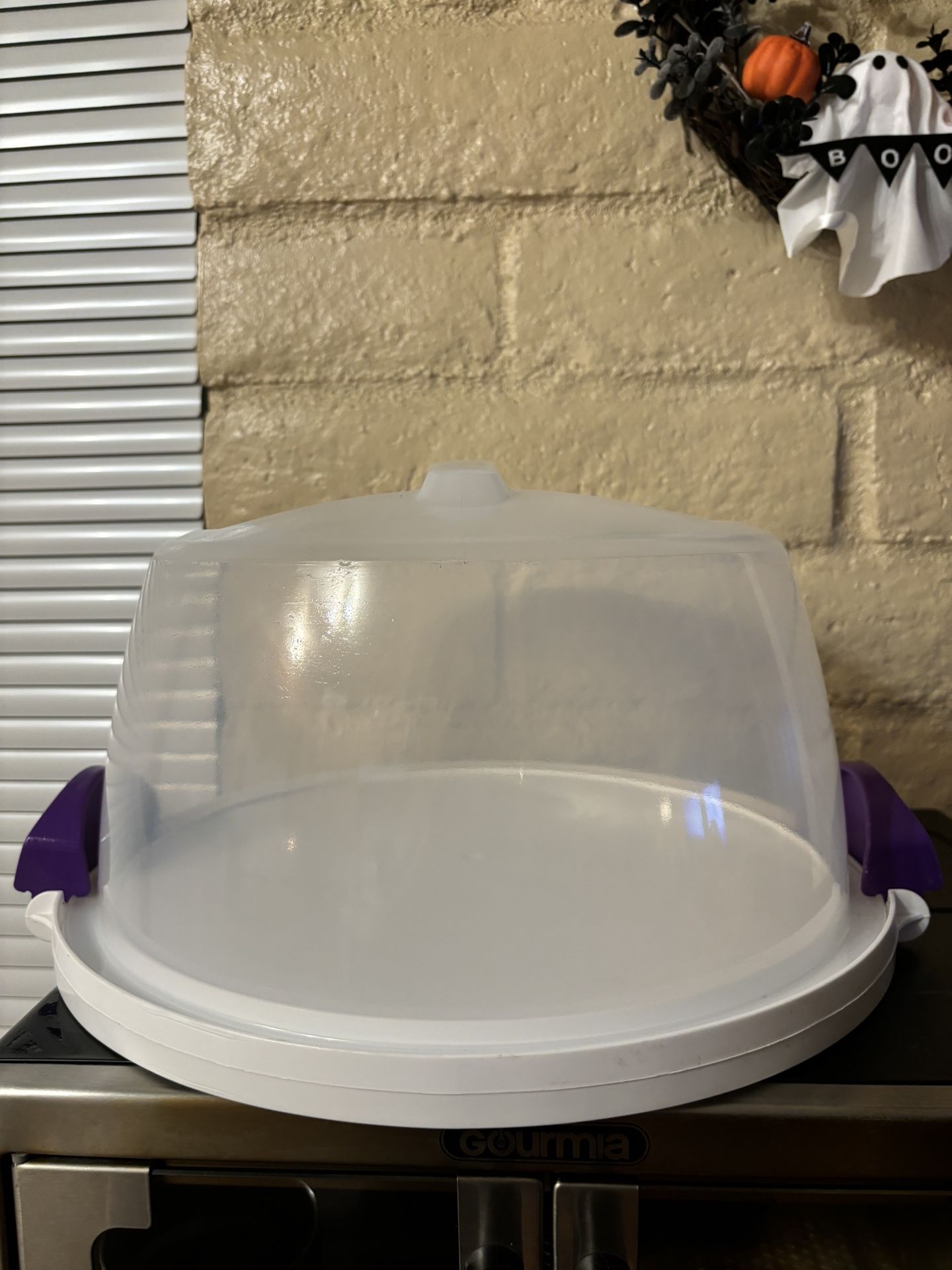 Wilton Cake Cover