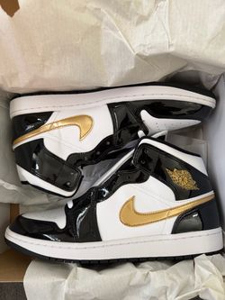 Nike Air Jordan mid 1